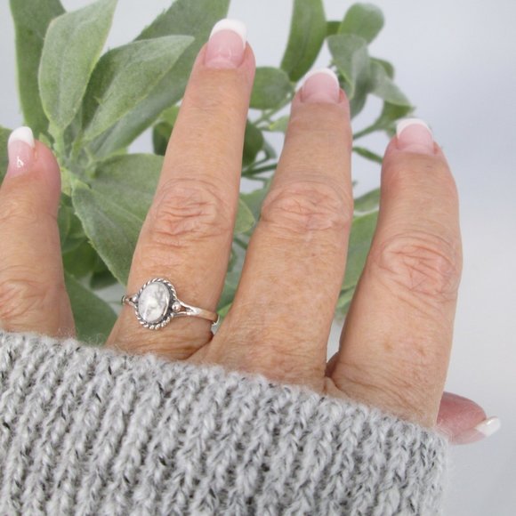 White Buffalo Turquoise ring>925 Sterling White Buffalo Ring,Dainty Turquoise - Picture 2 of 8